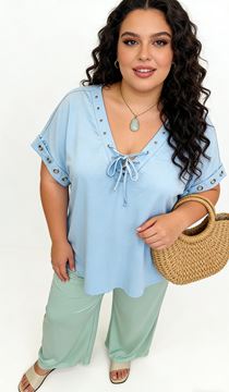 Immagine di PLUS SIZE ADJUSTABLE V NECK TOP WITH LACE UP